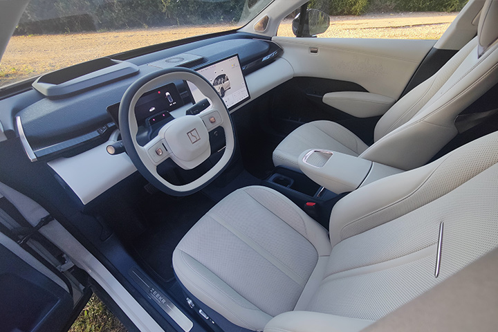 זיקר X קריפטון ZEEKR X KRYPTON פנים הרכב