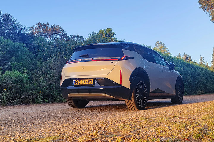 זיקר X קריפטון ZEEKR X KRYPTON 