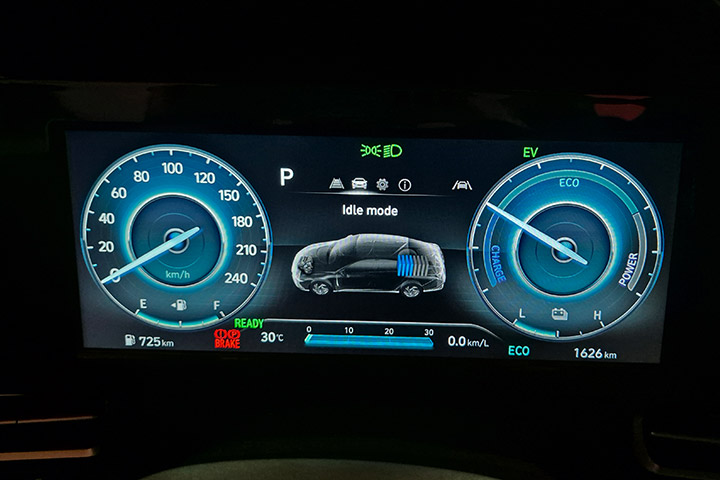 יונדאי אלנטרה היברידית - לוח מחוונים