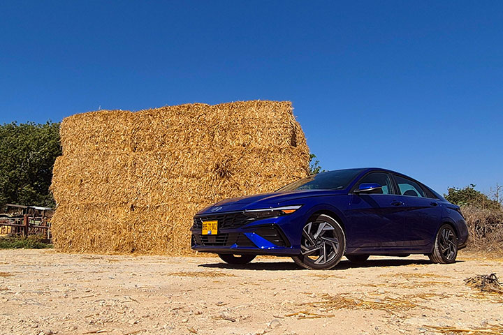 יונדאי אלנטרה היברידית