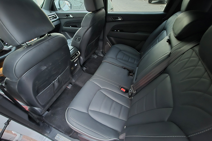  מושב אחורי - KGM REXTON רקסטון במבחן דרכים 