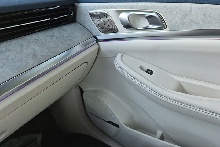 סקייוול ET5 XR PRO - פנים הרכב