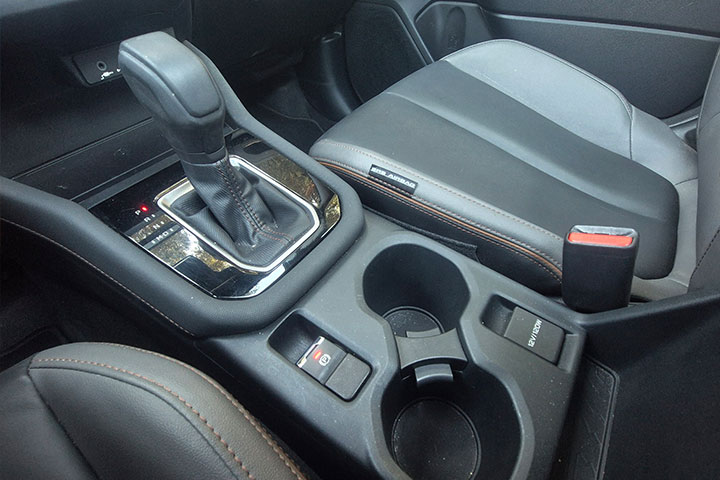 סובארו פורסטר החדש- פנים הרכב