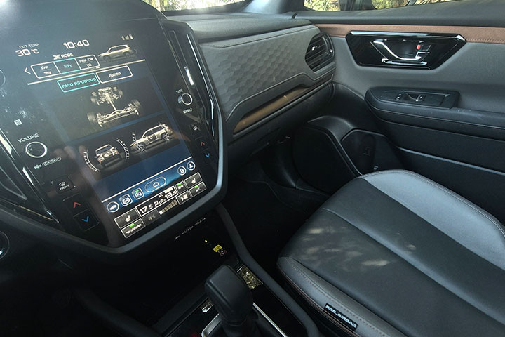 סובארו פורסטר החדש- פנים הרכב