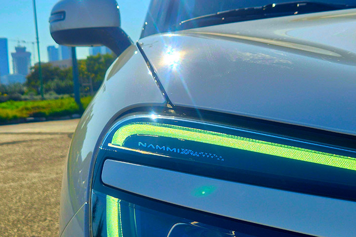 דונגפנג בוקס Dongfeng Box