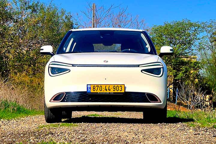 מבט קדמי - Dongfeng Box דונגפנג בוקס