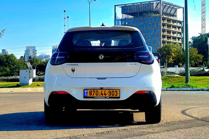 מבט אחורי - Dongfeng Box דונגפנג בוקס