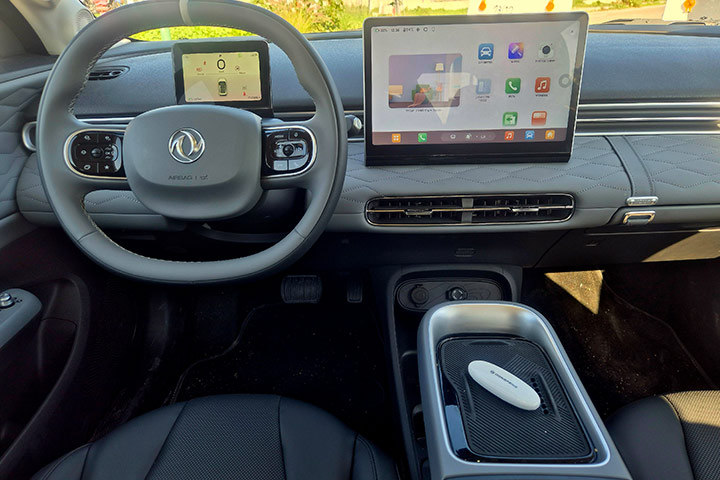 פנים הרכב - Dongfeng Box דונגפנג בוקס