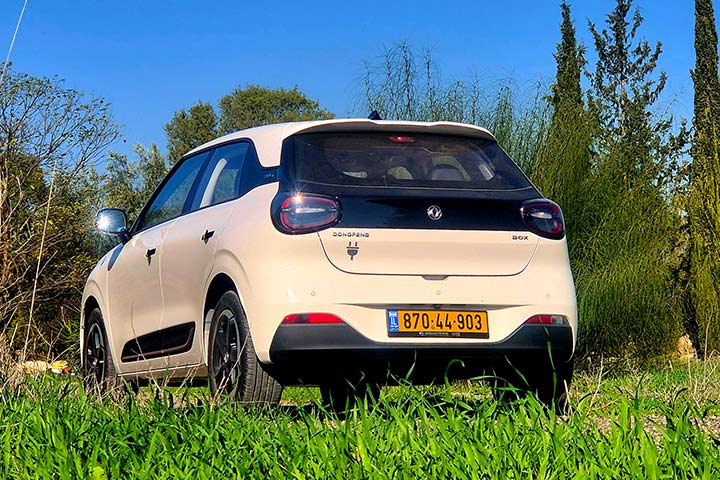 במבחן דרכים Dongfeng Box דונגפנג בוקס