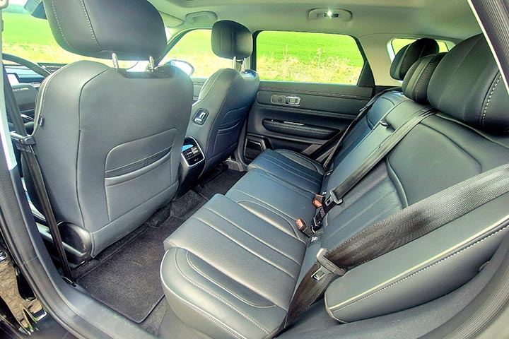 גאקו-JAECOO 7-פלאג-אין הייבריד-PHEV - מושב אחורי