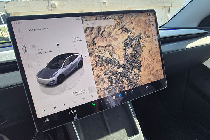 cardate - החדשה - פנים הרכב Y טסלה מודל