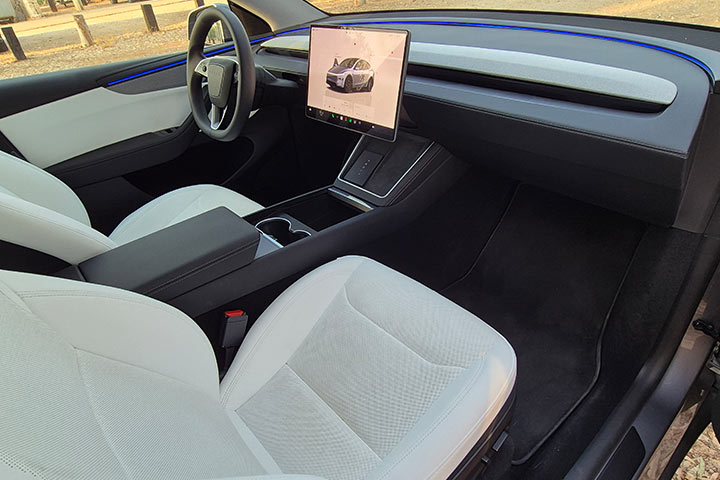 cardate - החדשה - פנים הרכב Y טסלה מודל