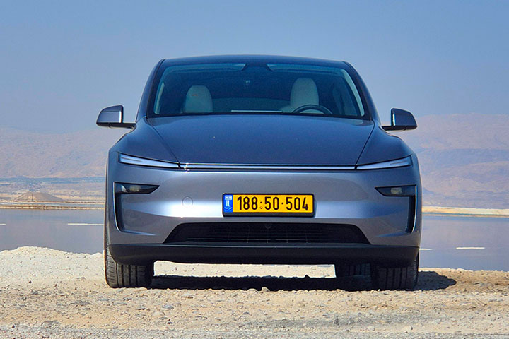 cardate - החדשה במבחן דרכים Y טסלה מודל