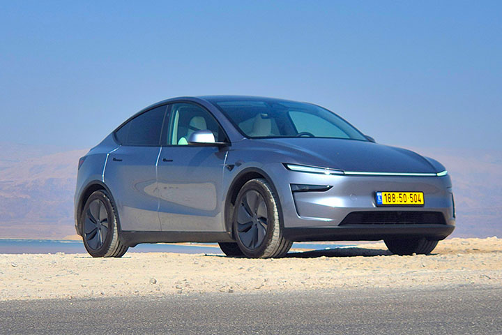 cardate - החדשה במבחן דרכים Y טסלה מודל