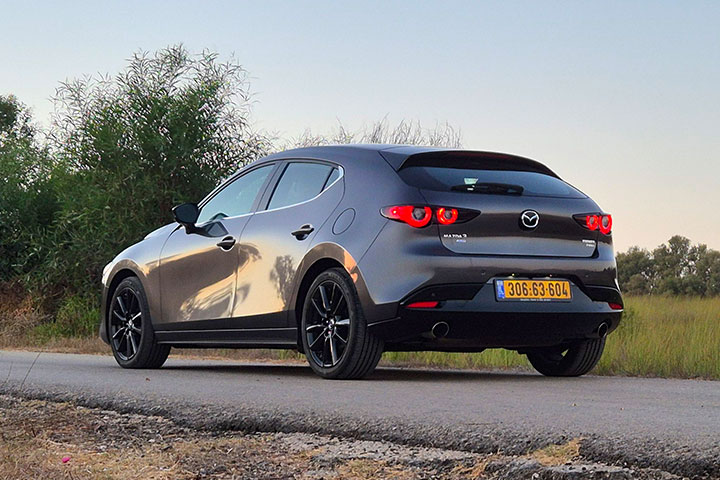 cardate - מאזדה 3 טורבו במבחן דרכים