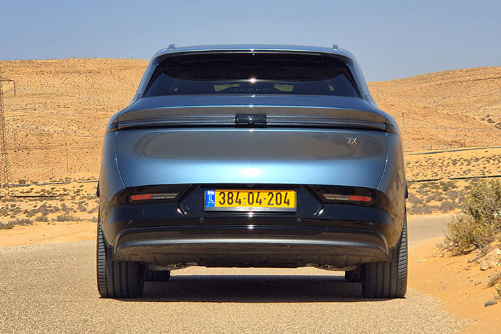 cardate - מבט אחורי - KRYPTON ZEEKR 7X זיקר