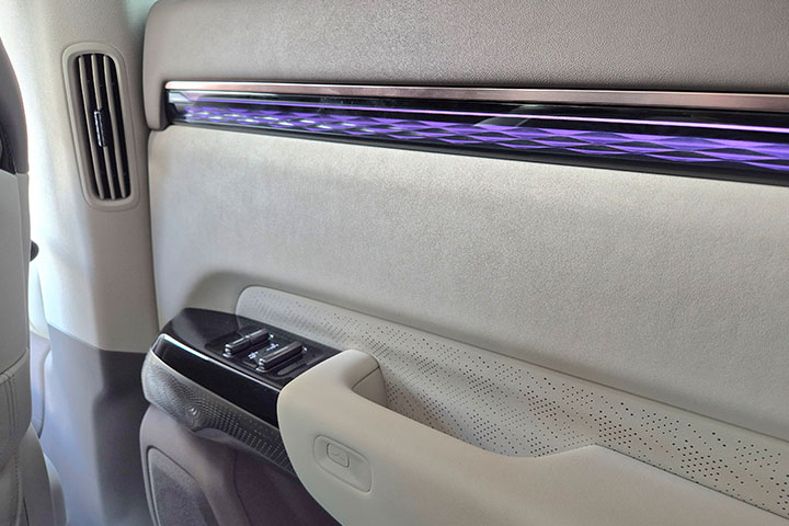 cardate - פנים הרכב - KRYPTON ZEEKR 7X זיקר