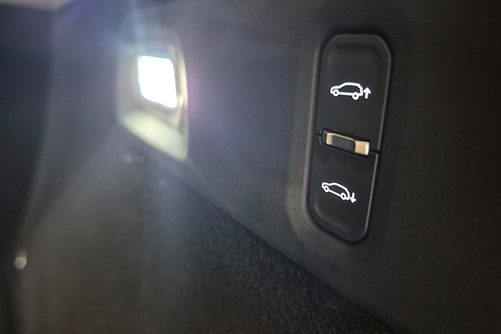 car date - תא מטען - KRYPTON ZEEKR 7X זיקר