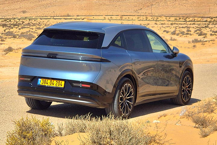 במבחן דרכים - קארדייט KRYPTON ZEEKR 7X זיקר