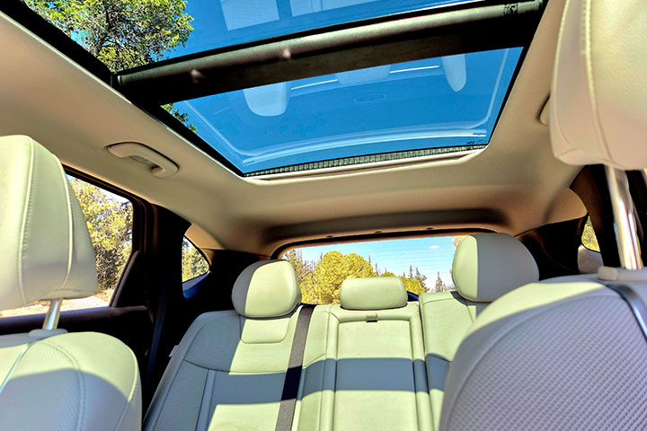 cardate - יונדאי טוסון היברידי - מושב אחורי