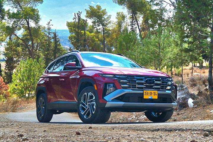 יונדאי טוסון היברידי במבחן דרכים - קארדייט