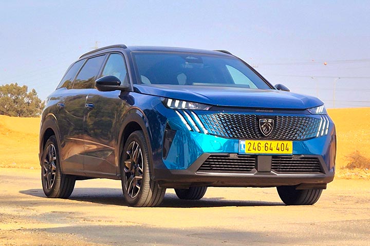 במבחן דרכים - קארדייט PEUGEOT 5008 פיג'ו