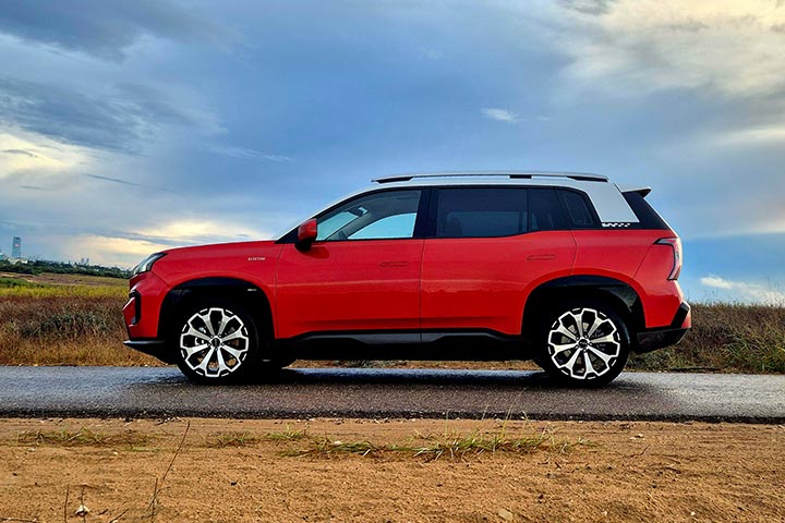 cardate - מבט צד - GAC AION V איון