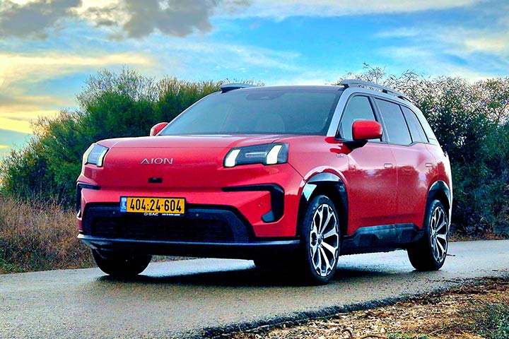 במבחן דרכים - קאר דייט GAC AION V איון