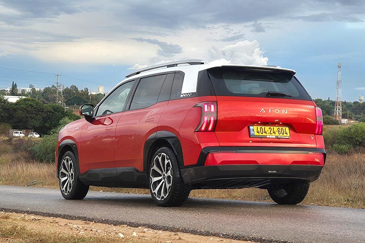 במבחן דרכים - קאר דייט GAC AION V איון