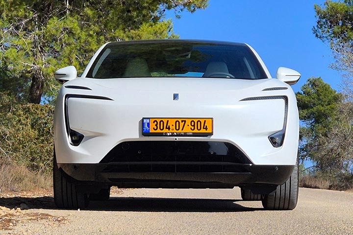 cardate - מבט קדמי - AVATR 11 אוואטר