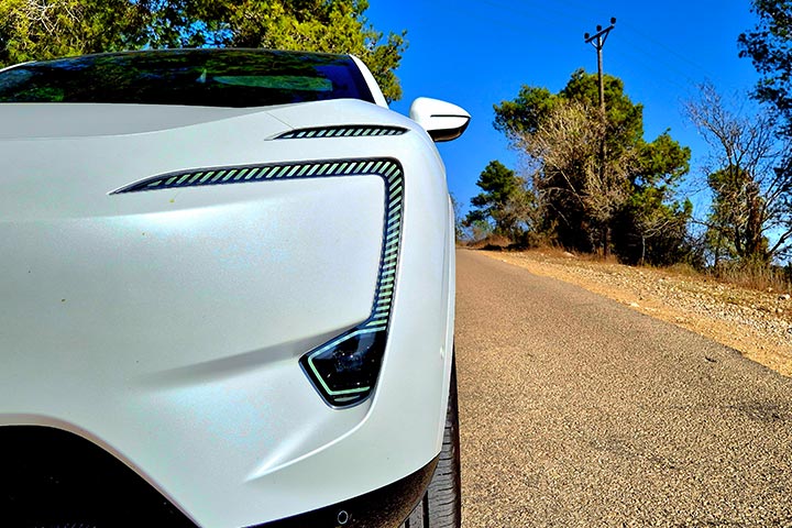 cardate - מבט קדמי - AVATR 11 אוואטר