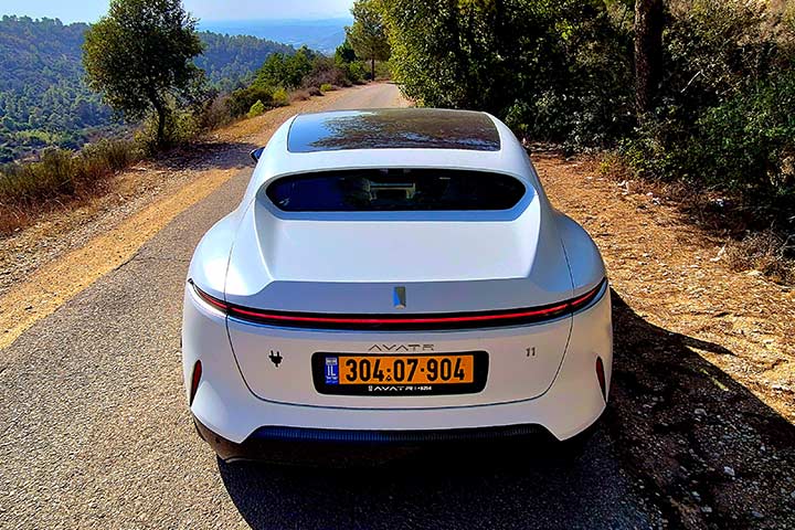 במבחן דרכים - קאר דייט AVATR 11 אוואטר