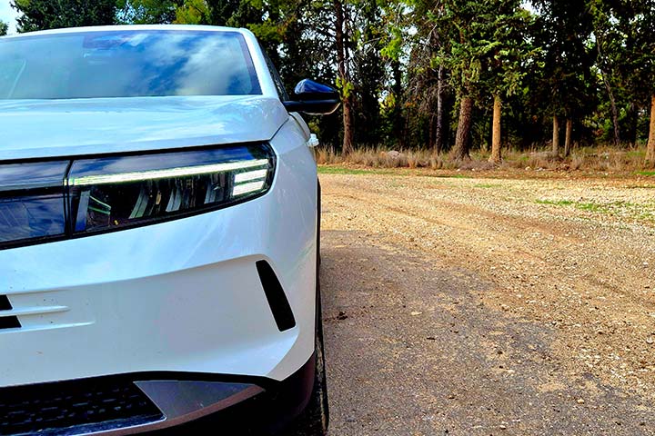 cardate - אופל גרנדלנד - מבט קדמי OPEL Grandland