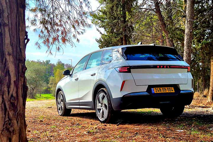 אופל גרנדלנד - קארדייט OPEL Grandland במבחן דרכים