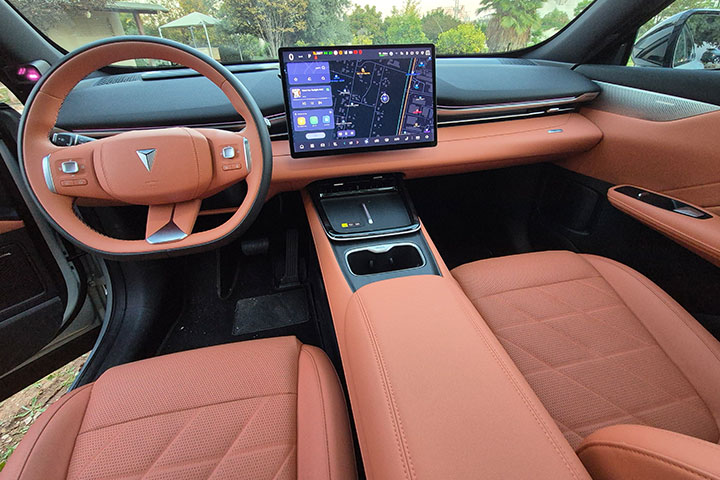 cardate - פנים הרכב - S05 צ'אנגאן דיפאל