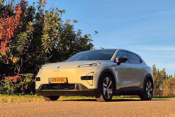 במבחן דרכים - קארדייט Changan Deepal S05 צ'אנגאן דיפאל