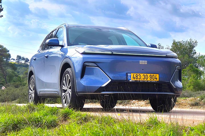 במבחן דרכים - קאר דייט GEELY STARRAY ג'ילי