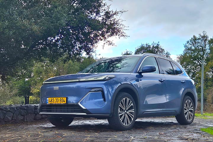 במבחן דרכים - קארדייט GEELY STARRAY ג'ילי