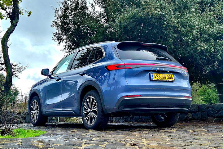 במבחן דרכים - קארדייט GEELY STARRAY ג'ילי