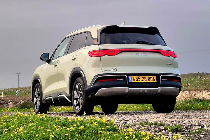 במבחן דרכים - קאר דייט BYD ATTO 2 EV בי ויי די