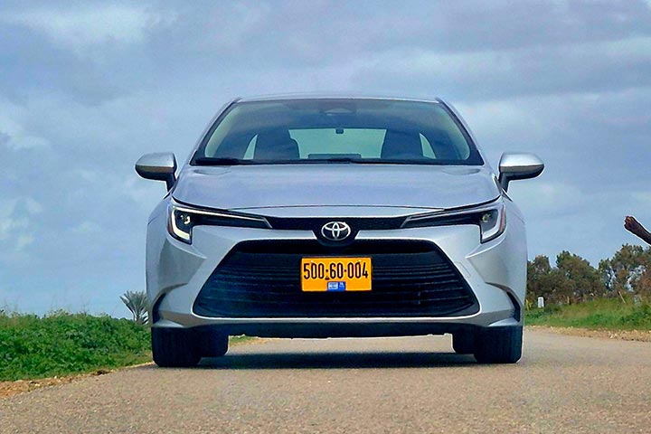 cardate - החדשה - מבט קדמי Toyota Corolla טויוטה קורולה