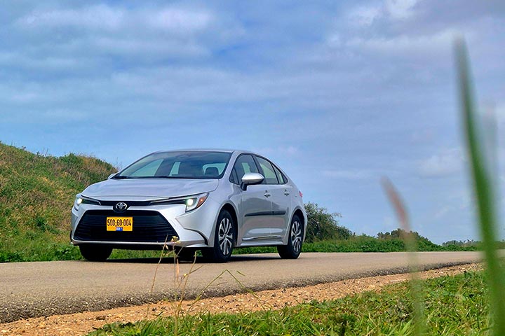 החדשה במבחן דרכים - קארדייט Toyota Corolla טויוטה קורולה
