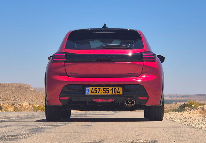 cardate - מבט אחורי - Peugeot 208 GT פיג'ו