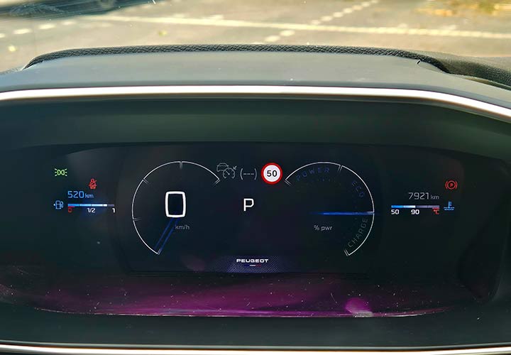 cardate -לוח מוחחנים - Peugeot 208 GT פיג'ו