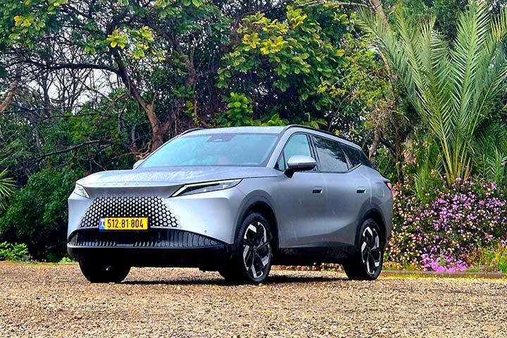 אומודה OMODA 7 